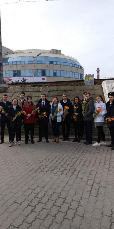 8 марта