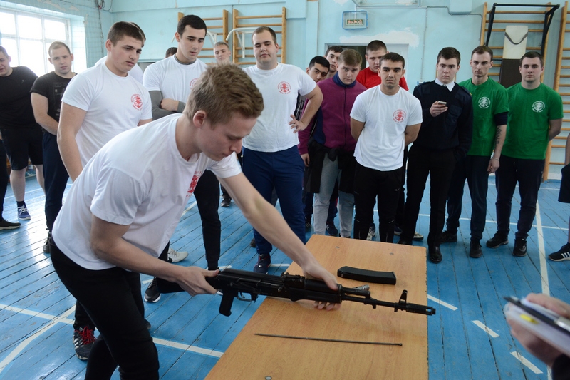 "А ну-ка парни!"