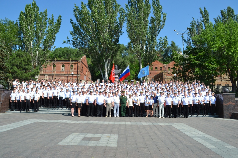 Смотр строевой песни